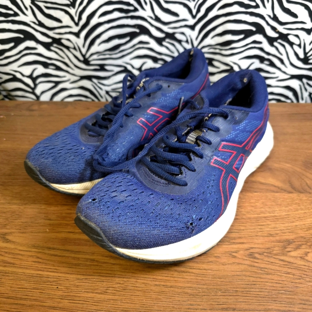AUCN 0516 Thrifted Womens Sz. 8.5 Blue Asics Running Shoes GWOSLOO1.52
